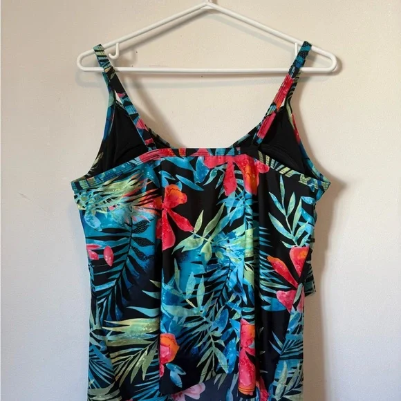 Floral Print Women's Tankini Top Size 16D - Picture 2 of 8